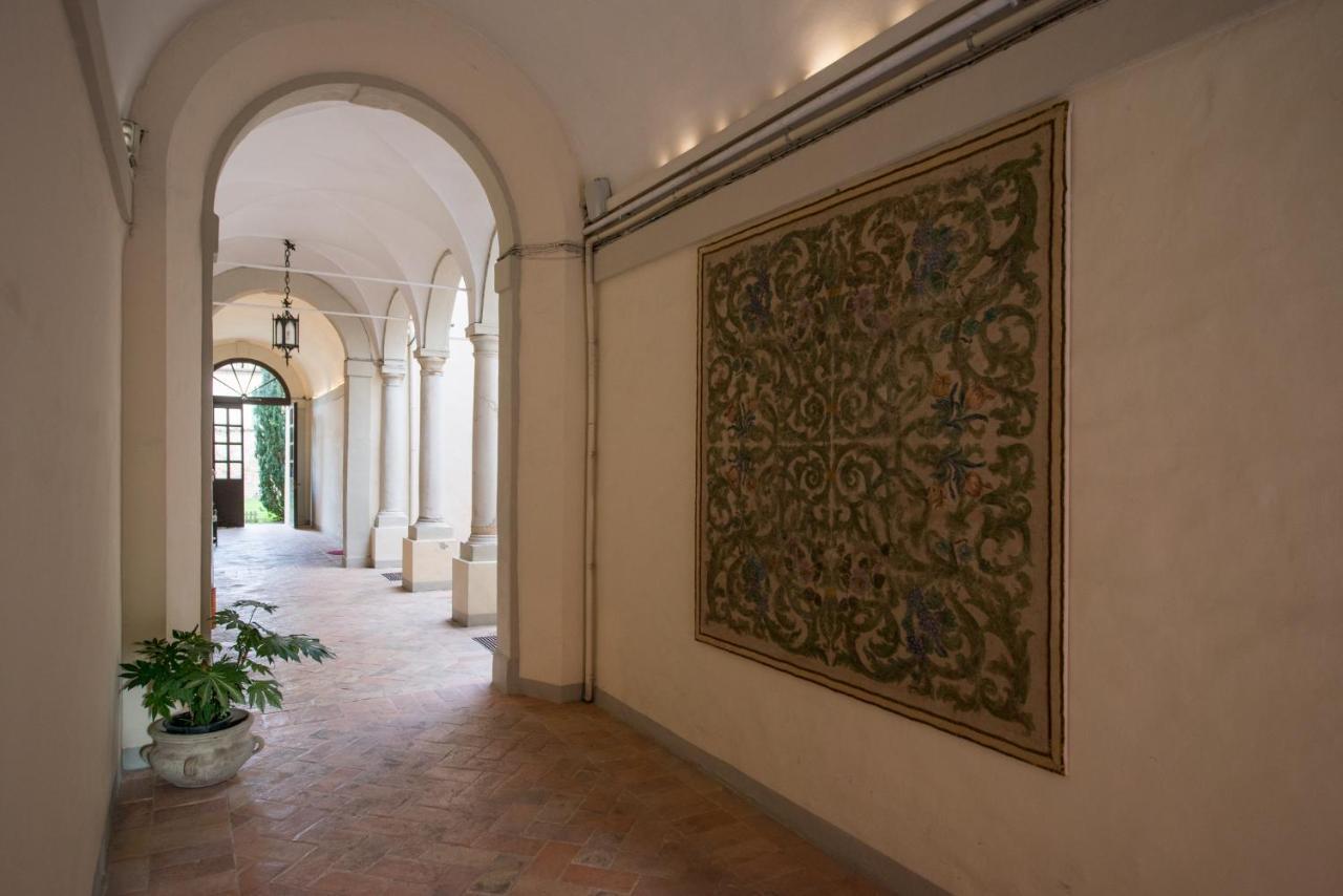 Отель Palazzo Rotati Фано Экстерьер фото